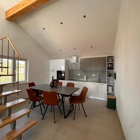 Bunja No2 Apartamento *
