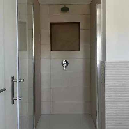 Bunja No2 アパート *